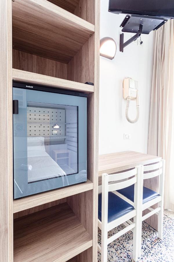 צ'סנטיקו Hotel Admiral מראה חיצוני תמונה